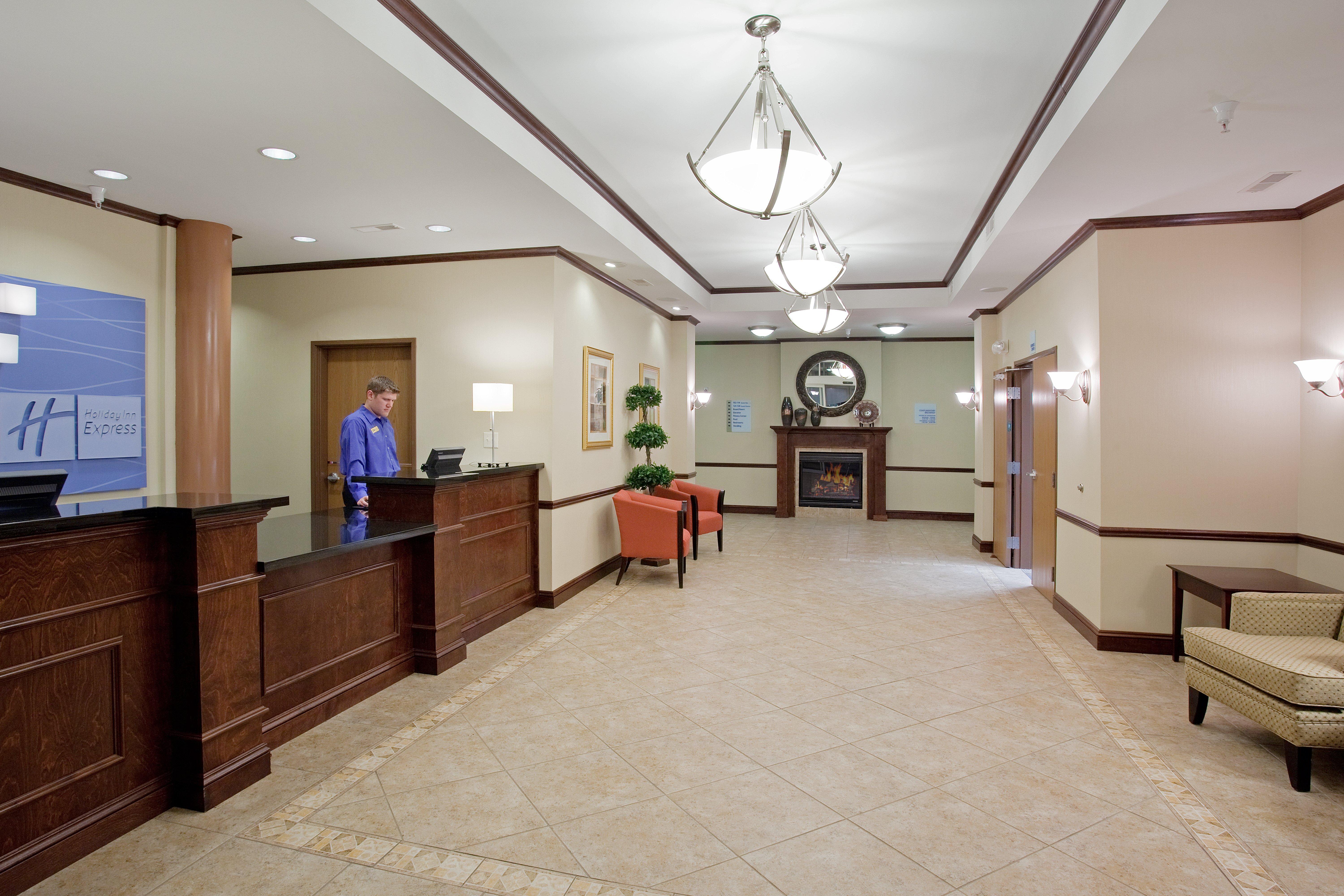 Holiday Inn Express & Suites Buffalo, An Ihg Hotel Luaran gambar